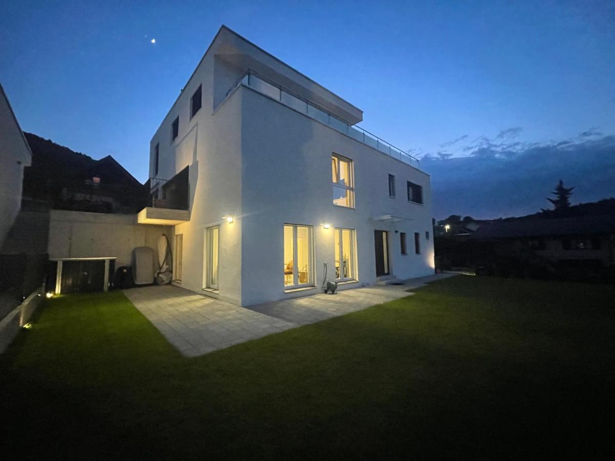 V.I.P Appartement Boettstein Exterior photo